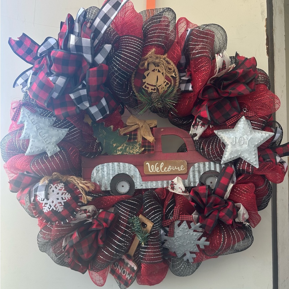 Charming Red and Black Wreath with Welcome Truck